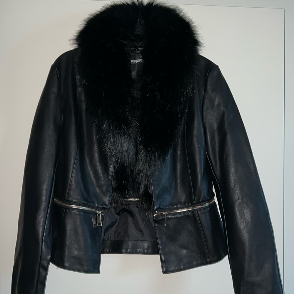 NWT! Black faux leather jacket with faux fur collar